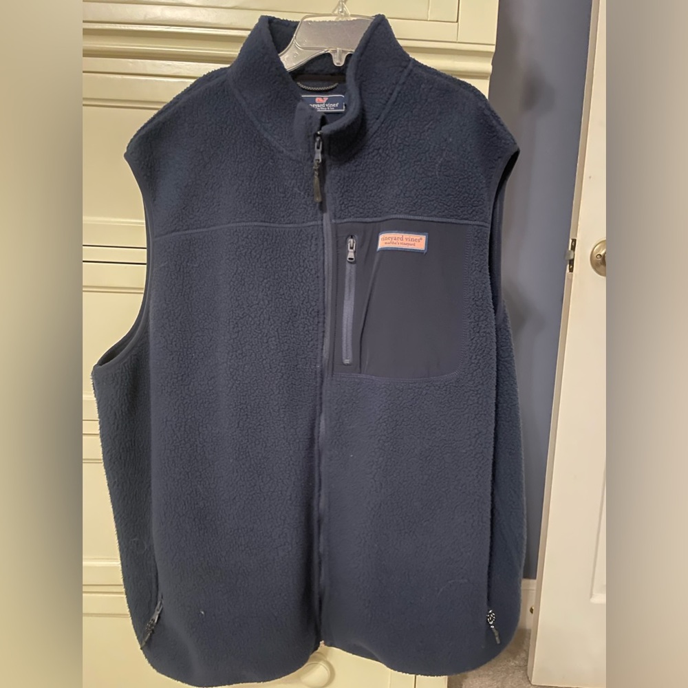 Men’s Vineyard Vines Vest